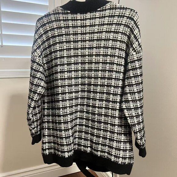 Aritzia Babaton Classic Knit Cardigan, size S - Picture 2 of 3